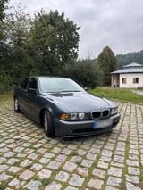 BMW Bmw E39 525i FL - BMW 525: 525i E39