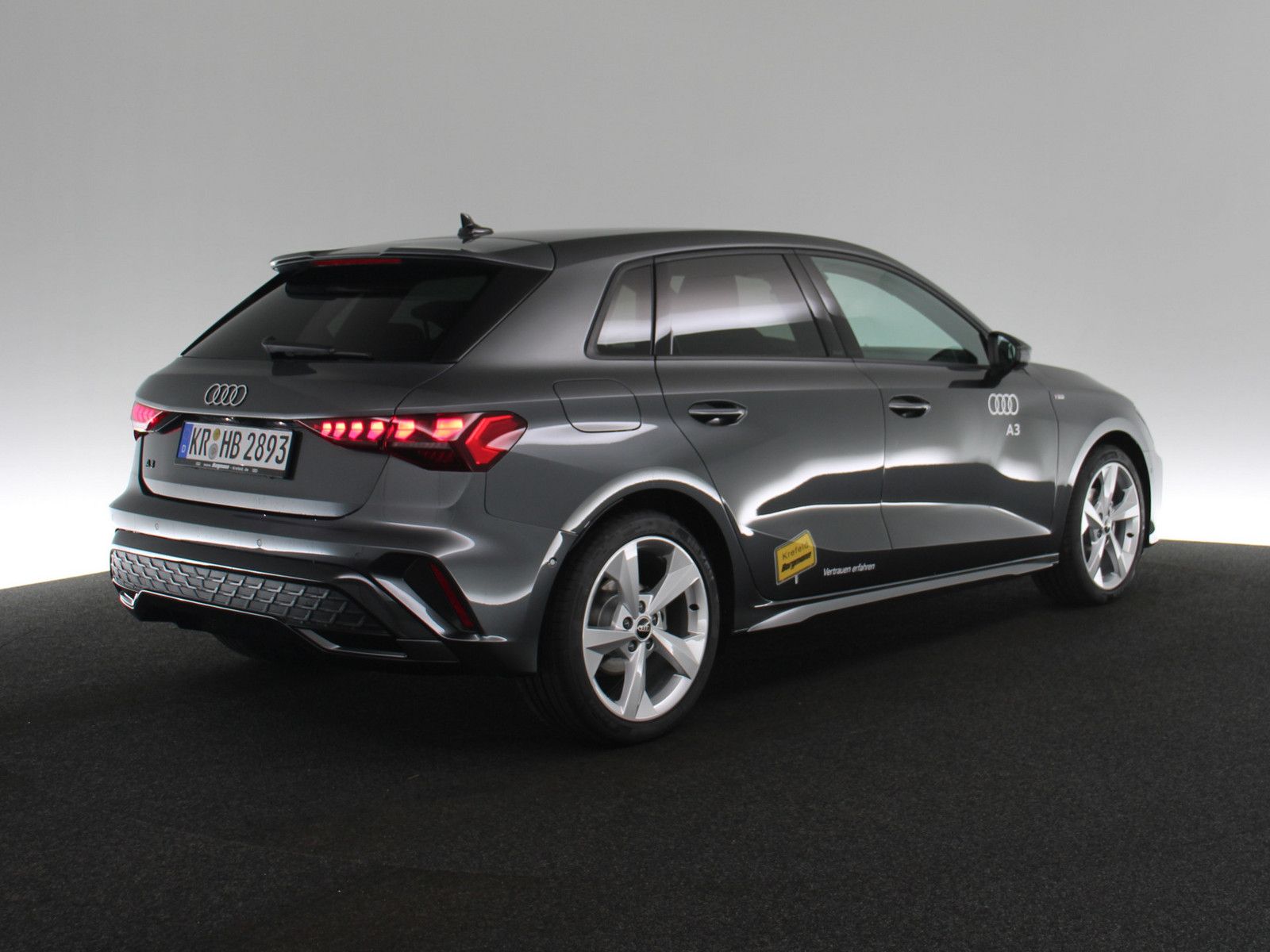 Audi A3 Sportback 1.5 TFSI S line SONOS LED FACEL foto 4