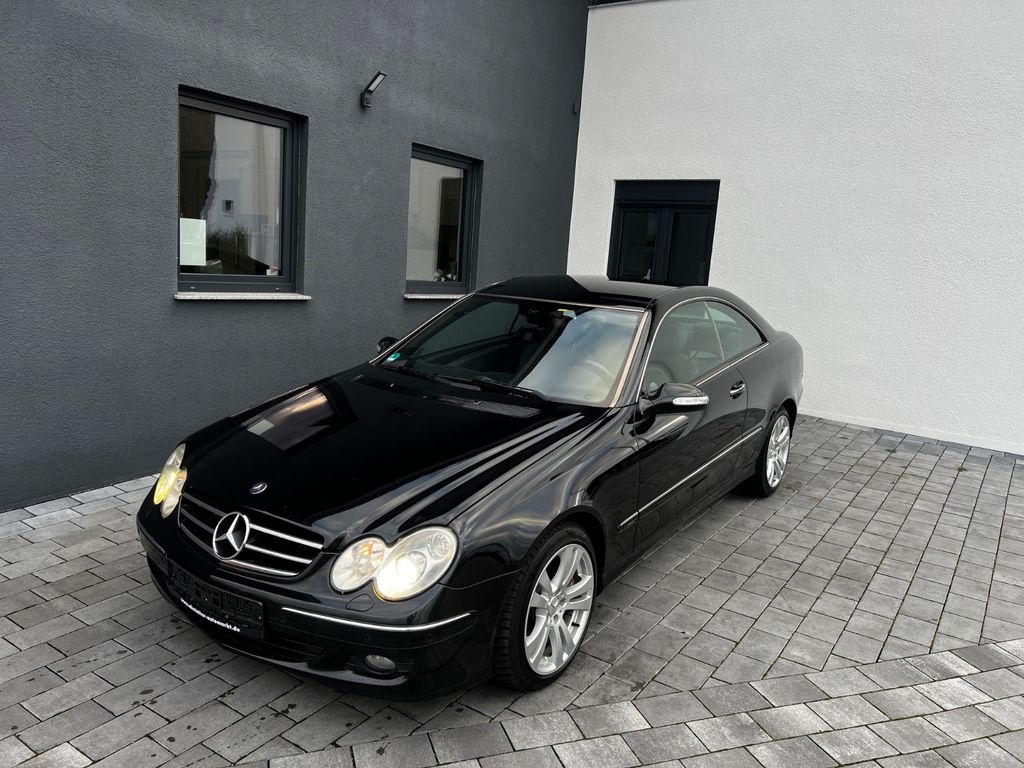 Mercedes-Benz CLK 320