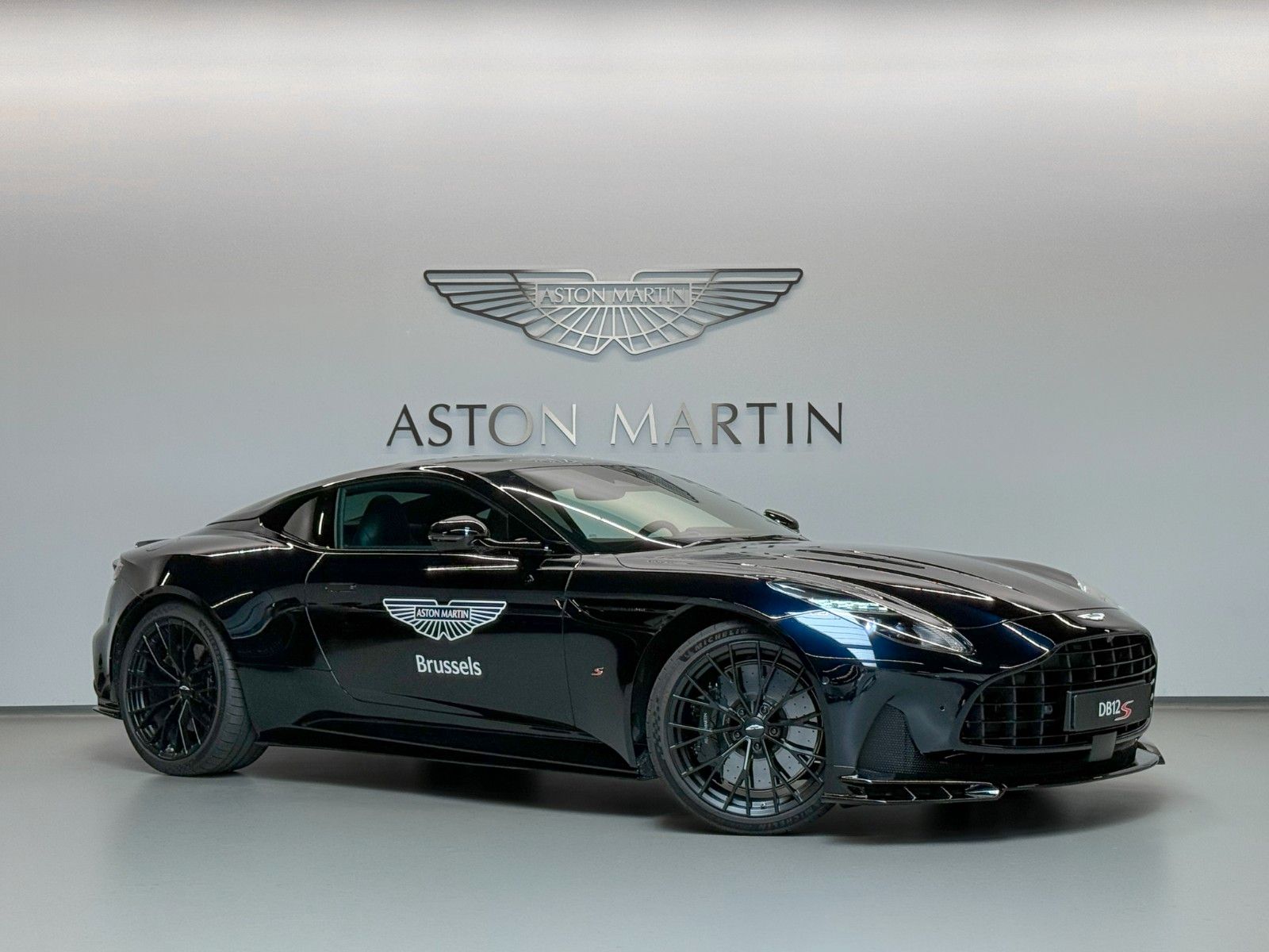 Aston Martin DB12 S Coupe | NEW FULL OPTION