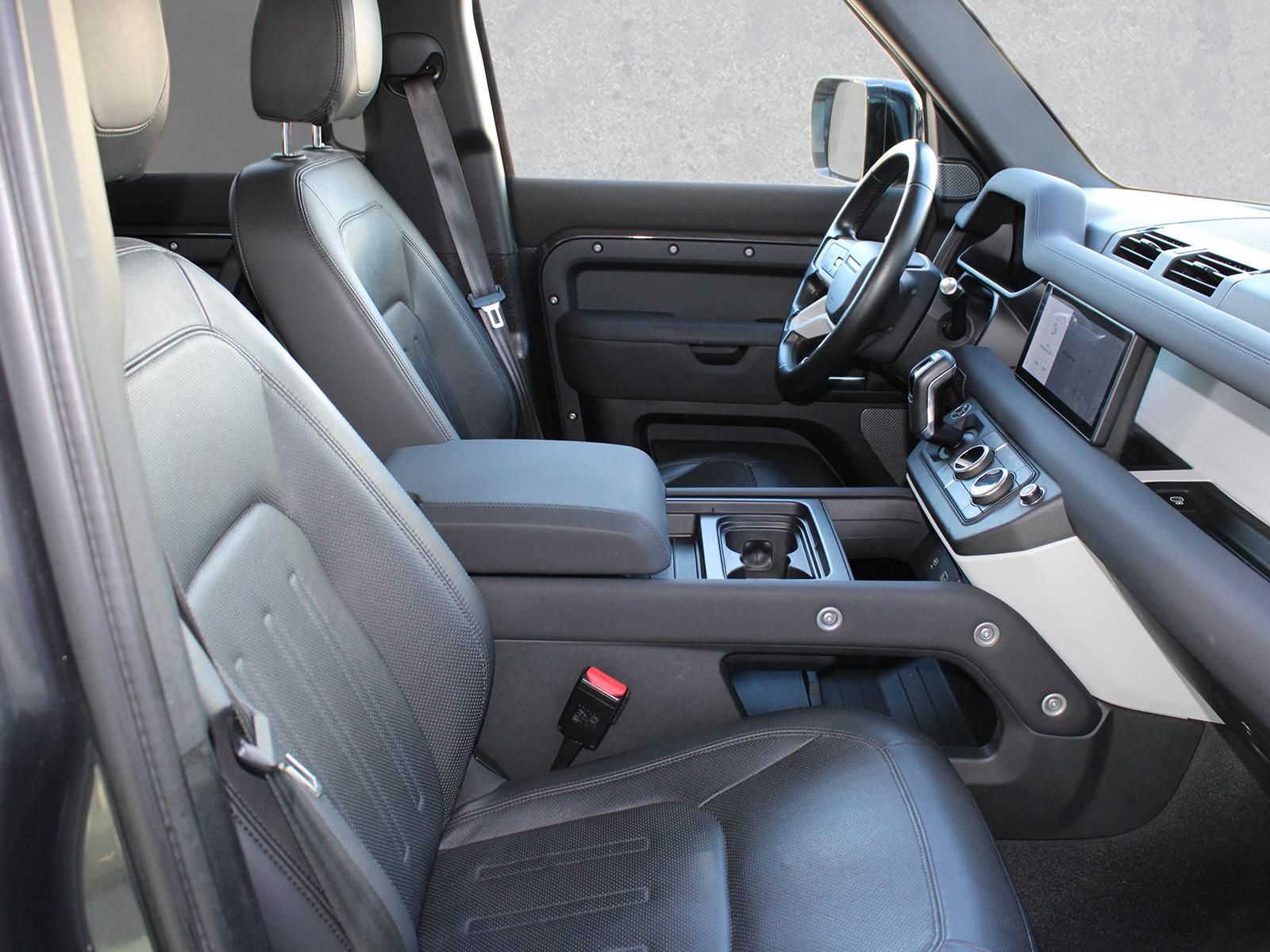 Fahrzeugabbildung Land Rover Land Rover Defender 110 D250 S