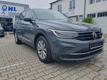 Volkswagen Tiguan - 7
