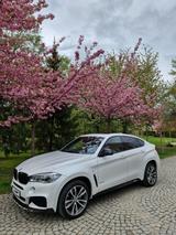 BMW X6 xDrive50i - M Paket Carbon Vollausstattung 