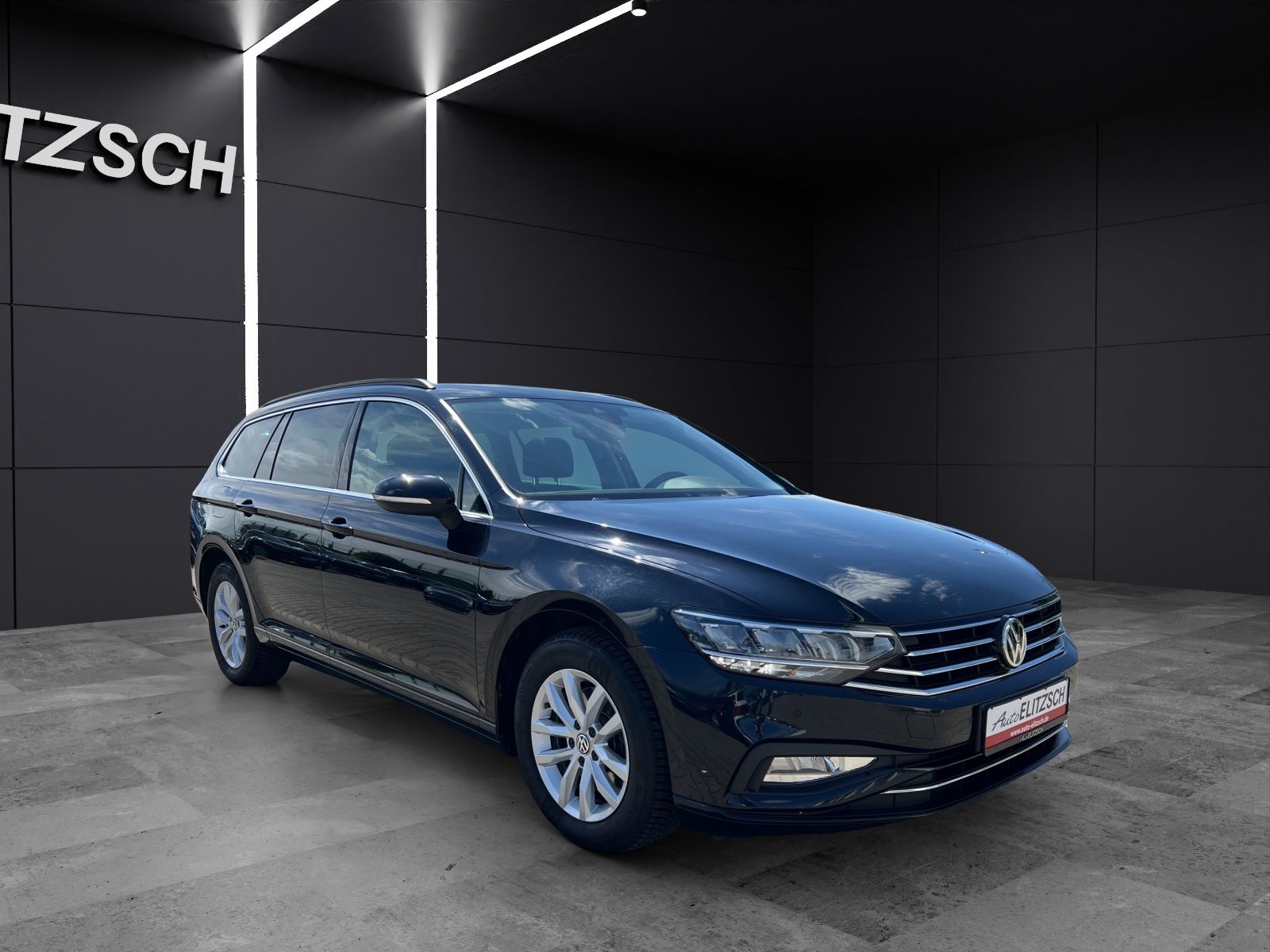 Fahrzeugabbildung Volkswagen Passat Variant Business TSI DSG LED ACC AHK PDC