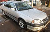 Toyota Avensis 2.0 linea sol Automatik - gebrauchte Toyota Avensis aus dem Jahr 2002