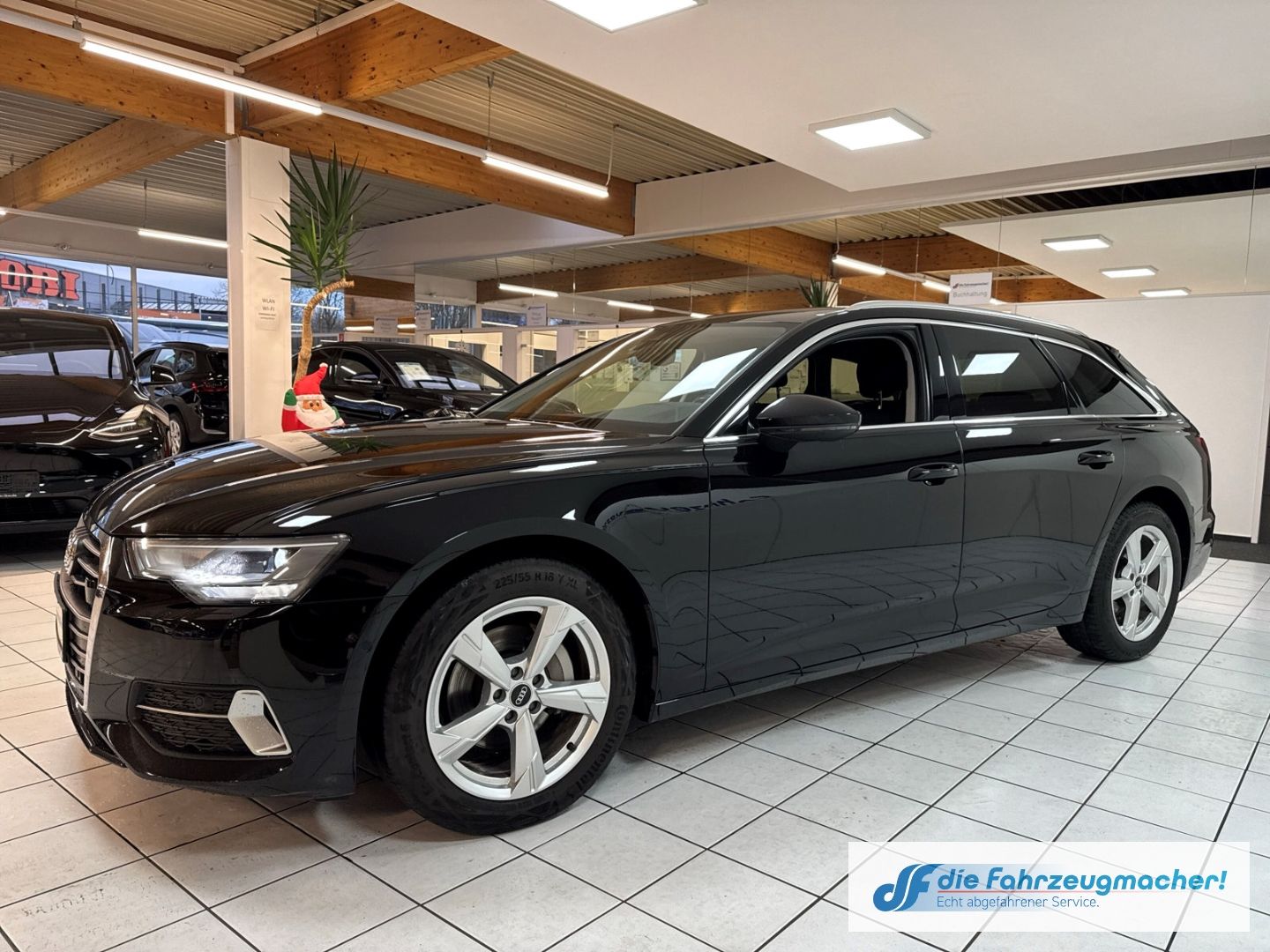 Fahrzeugabbildung Audi A6 Avant 35 TDI sport Navi Digitales Cockpit LED