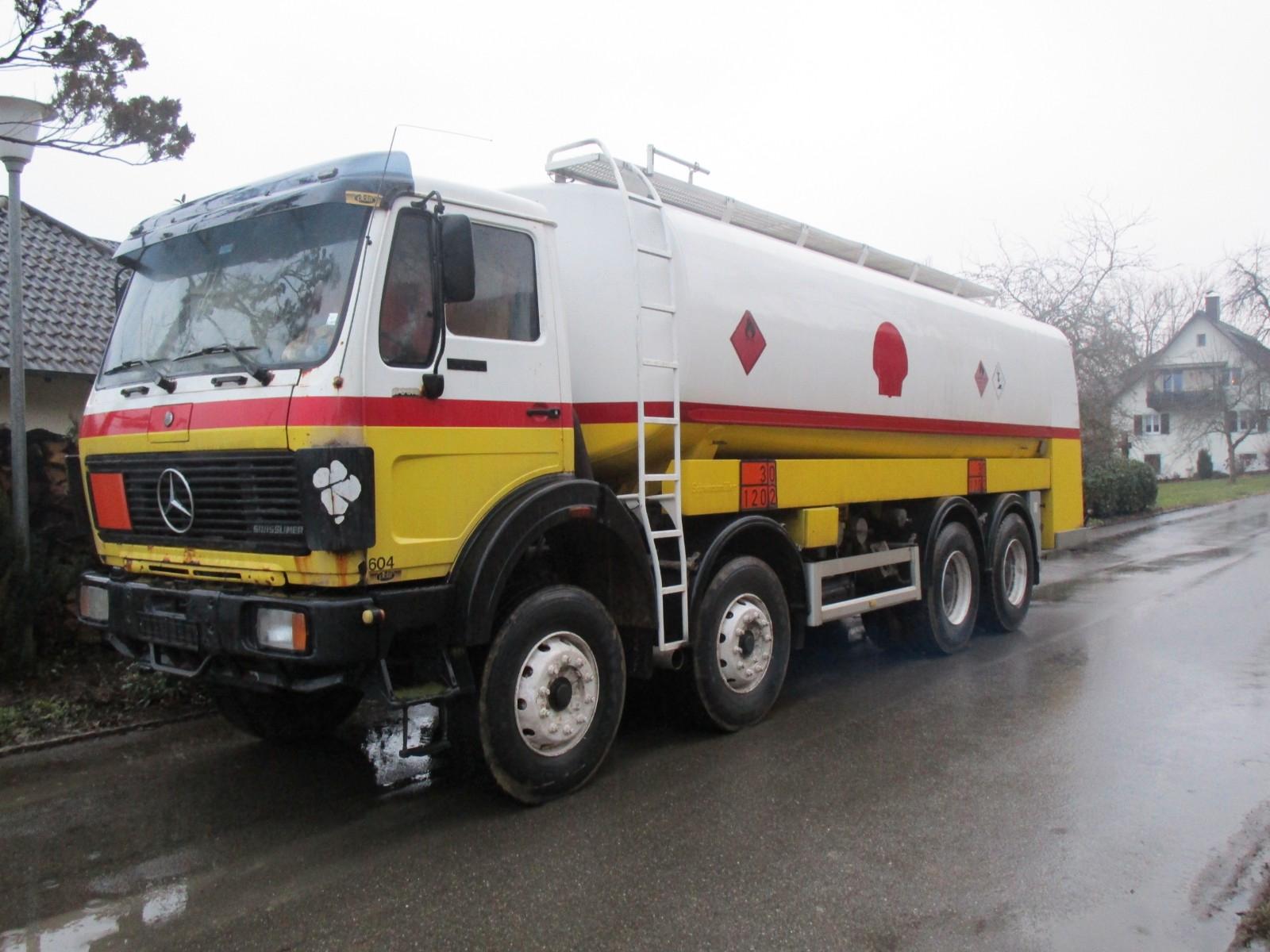 Mercedes-Benz 3038-SCHWARZMÜLLER 24950 lt.-8x4