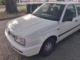 Volkswagen Golf 1.4 Europe Benziner Top Zustand  - Volkswagen Golf Oldtimer: Limousine