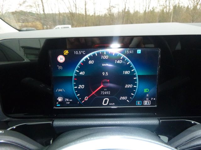 Fahrzeugabbildung Mercedes-Benz B 180 >AUT/AHK/NAV/KAM/PDC/LED<