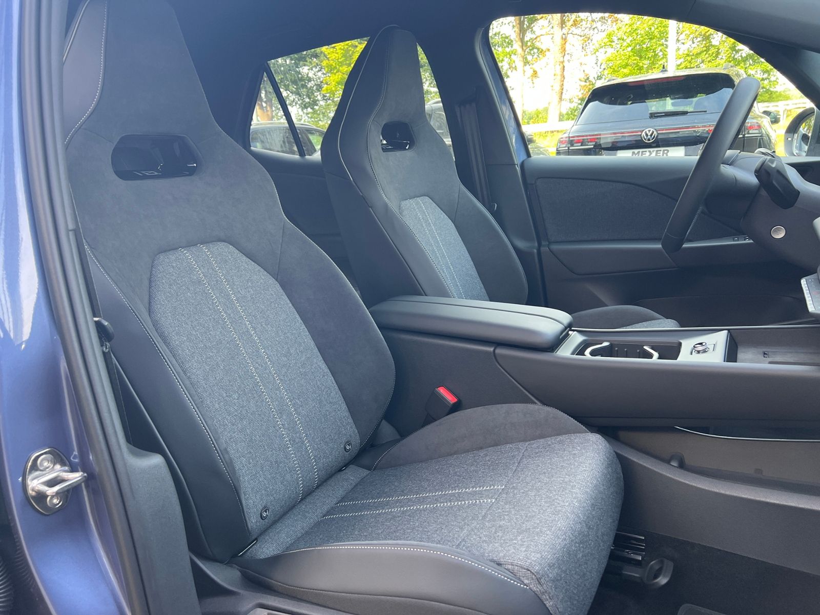 Fahrzeugabbildung Volkswagen ID.3 NEO Style 58 kWh *Wärmepumpe, Navi, Kamera*