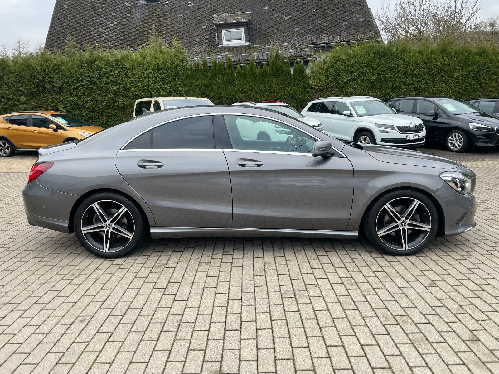 MERCEDES-BENZ CLA 200, 2019, Benzin, 156 PS