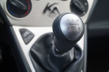 Ford KaKa+ 1.2 Titanium KLIMA-SOMMER+WR.RÄDER-1.HAND