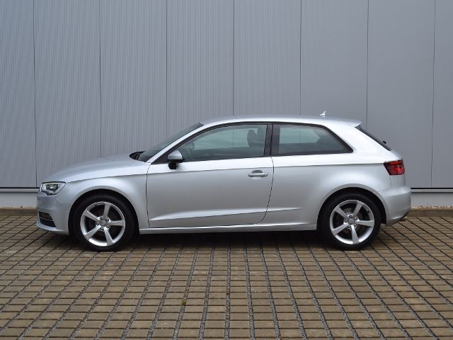 A3 1.4 TFSI S-tronic Attraction XENON/APS/17-ZOL