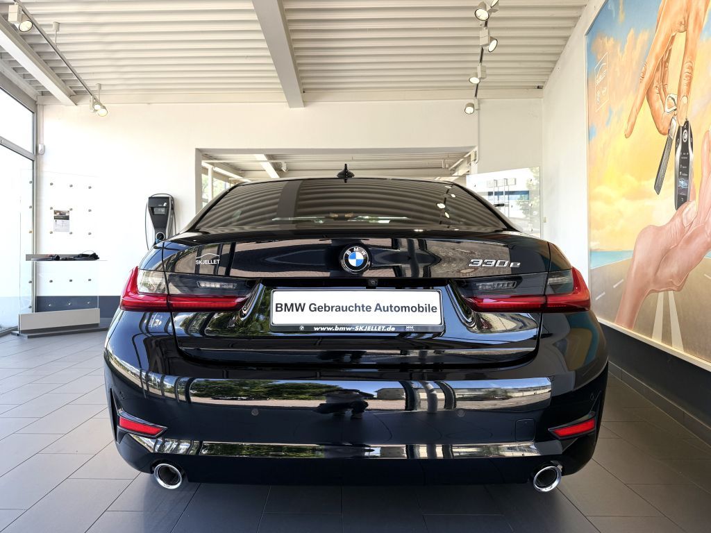 BMW 330e  Advantage KAM+KOMF+ACC+LASER+HUD+SPUR+DAB foto 13