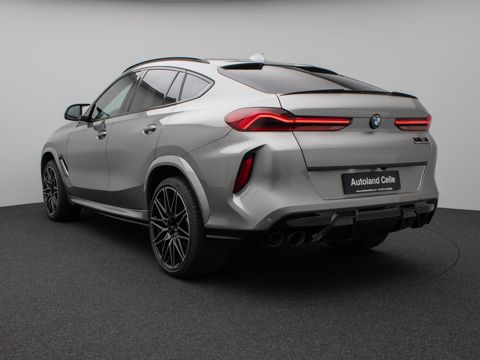Fahrzeugabbildung BMW X6 M Panorama 360°Laser B&W Massage SoftCl AHK