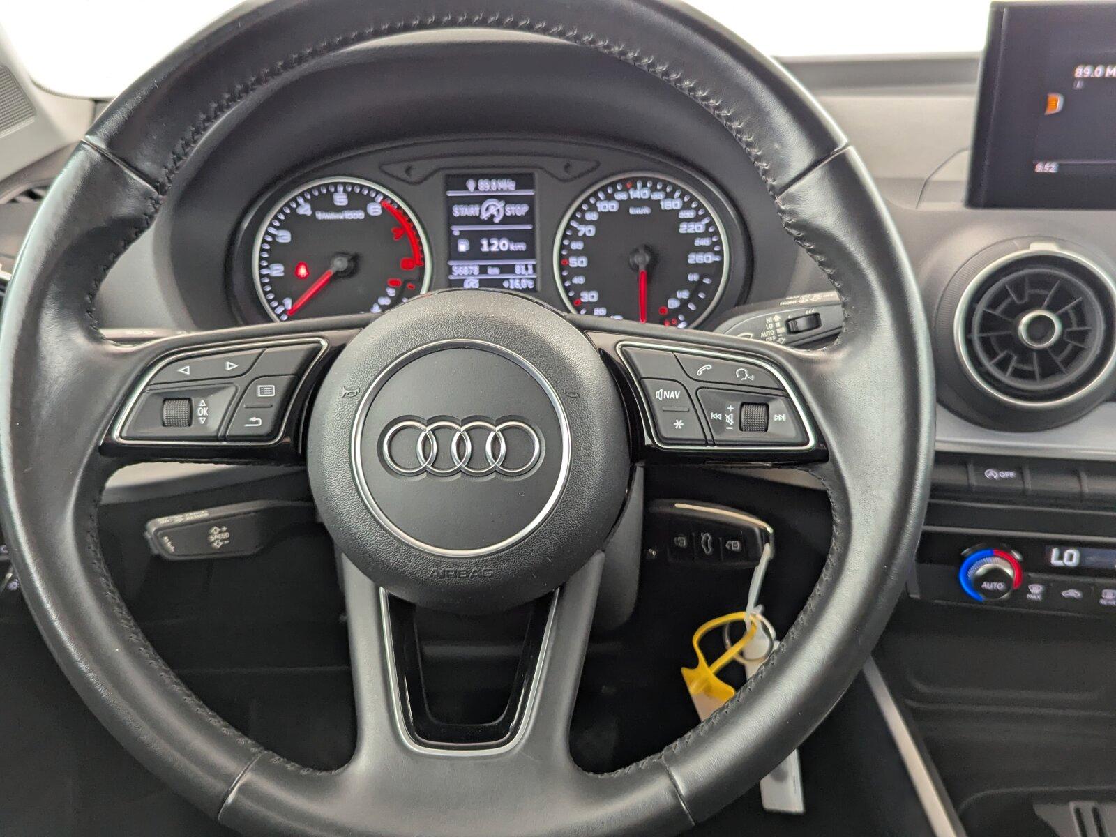 Audi Q2 1.4 TFSI sport LED+PDC+RADIO+Klima/MF-Lenkrad