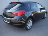 Opel Astra J Lim. 5-trg. 1.7 CDTI Design Edition - Opel Astra aus 2011 mit Diesel-Antrieb