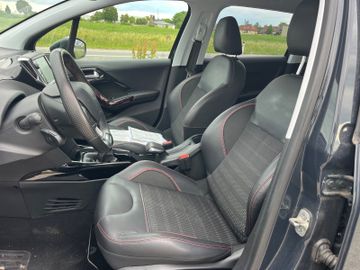 Peugeot 2008 - 10
