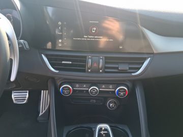 Alfa Romeo Giulia Veloce Q4 2.0 Turbo 16V Kam.+KeyLess+SHZ