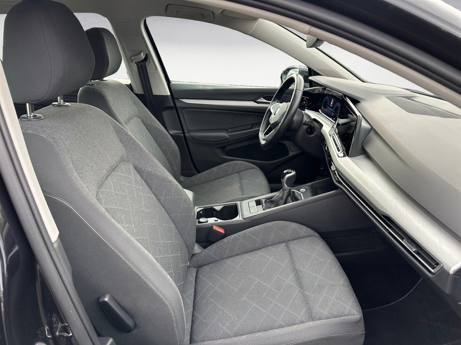 Volkswagen Golf - Bild 9