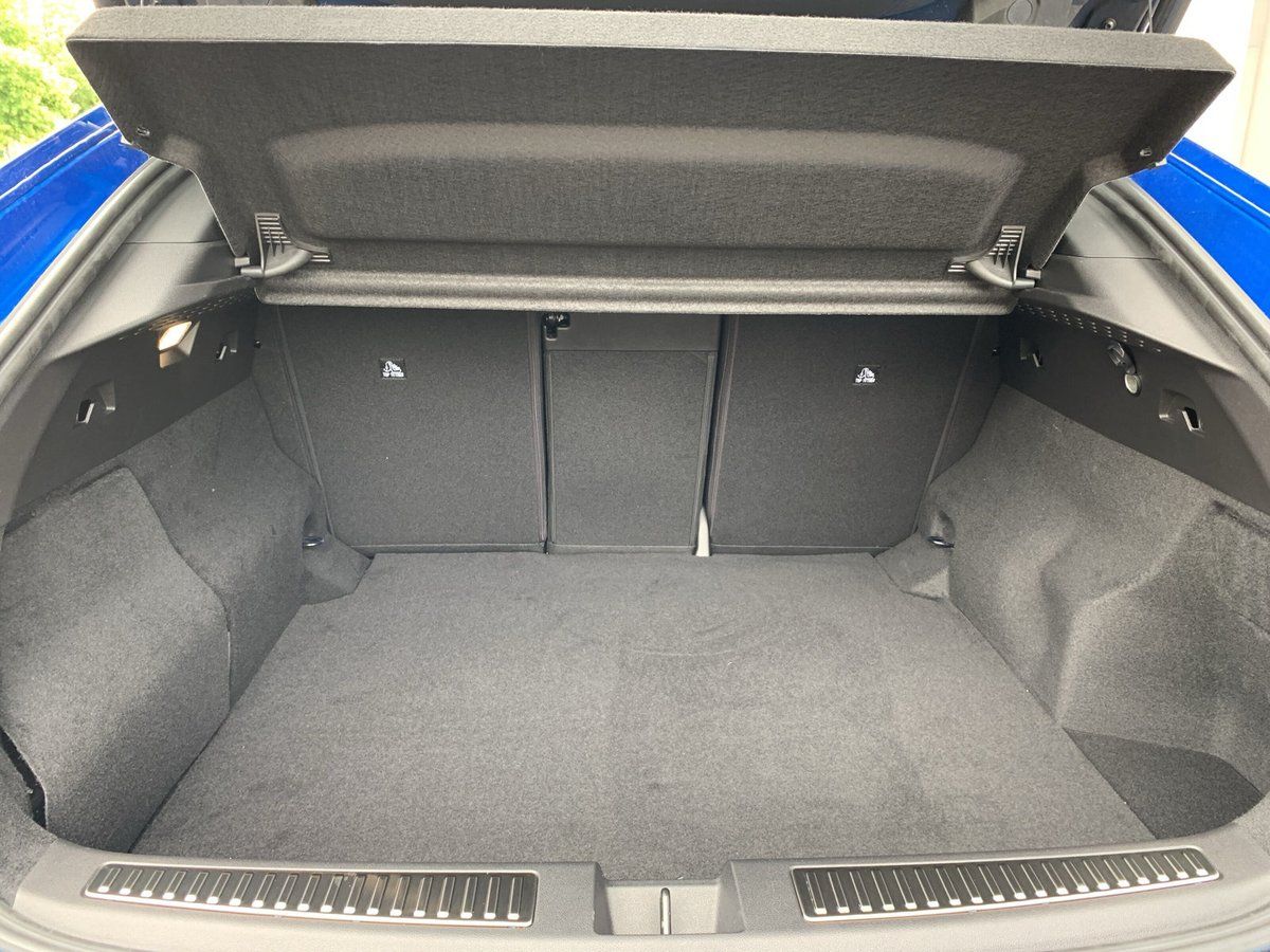 Renault Rafale - Bild 12