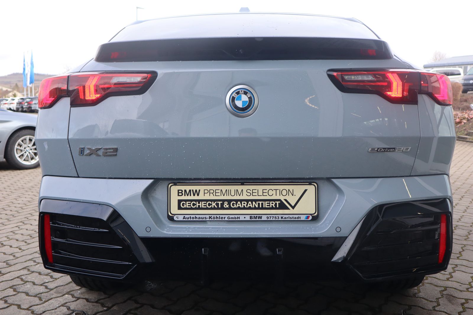 BMW iX2 eDrive20 M Sport Head-Up HK Pano. 360° foto 4