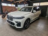 BMW X7 xDrive30d M Sport*7-Sitzer*Pano*Head Up* - BMW X7 mit Diesel-Antrieb