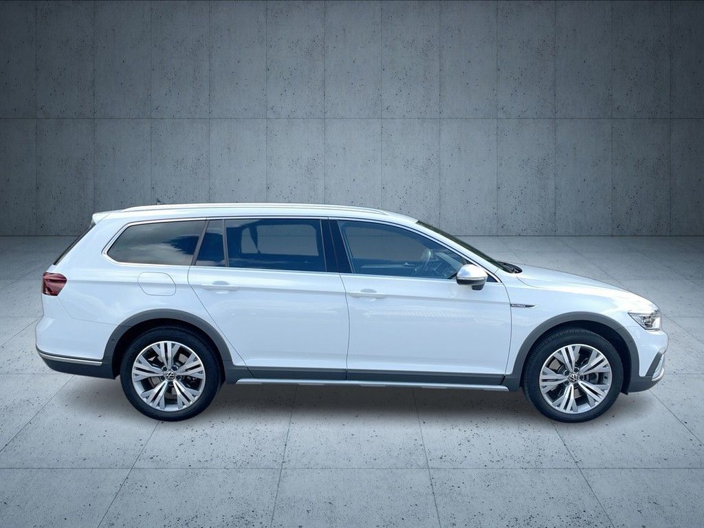 Volkswagen Passat Alltrack - Bild 8