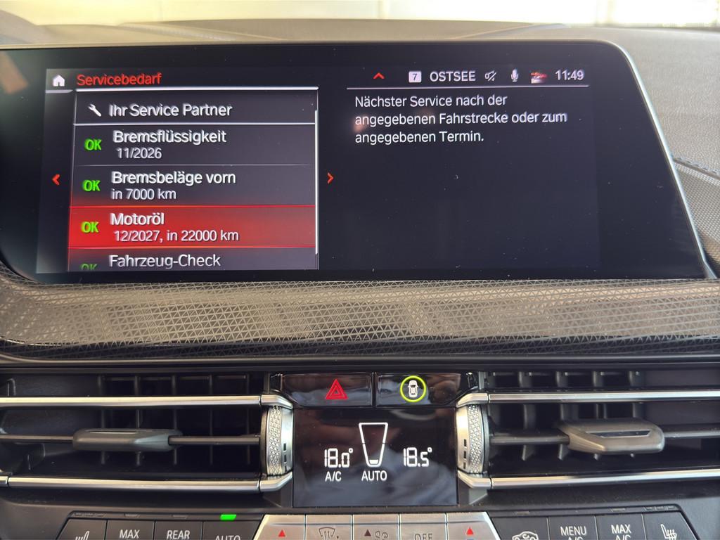 BMW M235i xDrive Gran Coupe LED NAVI HUD PANO 18"