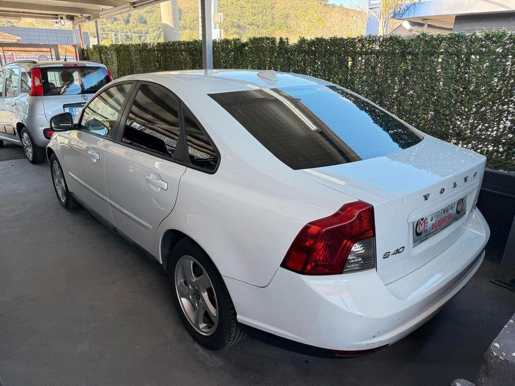 Volvo S40
