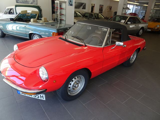 Alfa Romeo Spider 2000 Deutsch. erst 9.900km