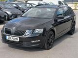 Skoda Octavia Combi 2.0 TDI DSG Clever*Navi*SH*Tempo - Skoda Octavia: Automatik