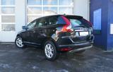 Volvo XC60 D5 AWD Geartronic Summum LEDER NAVI KAMERA - Volvo: Awd