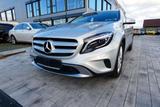 Mercedes-Benz GLA 200 GLA -Klasse (BM 156) - silberne Mercedes-Benz GLA 200