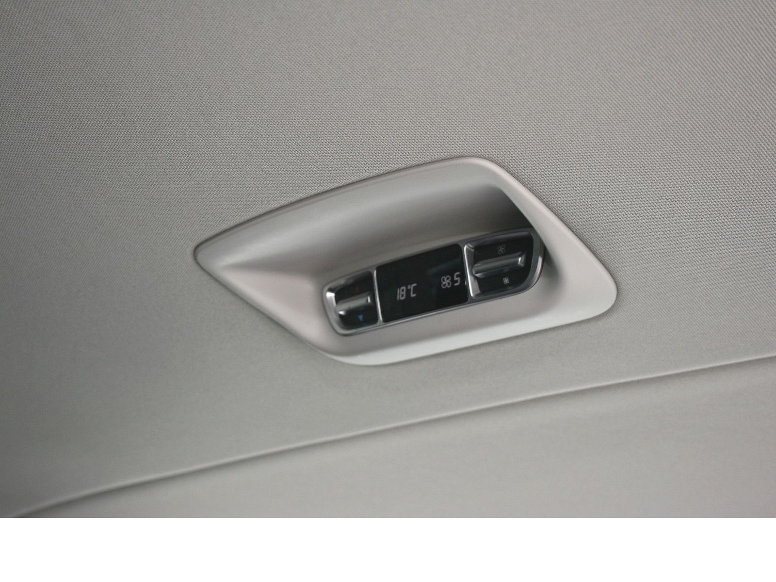 Fahrzeugabbildung Mercedes-Benz V 250 d Lang*2.5 T. Anhängelast*Trittbretter*AHK