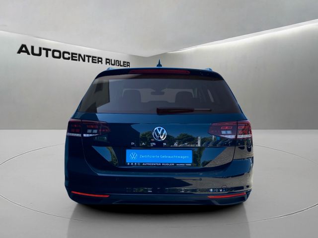 VW Passat Variant
