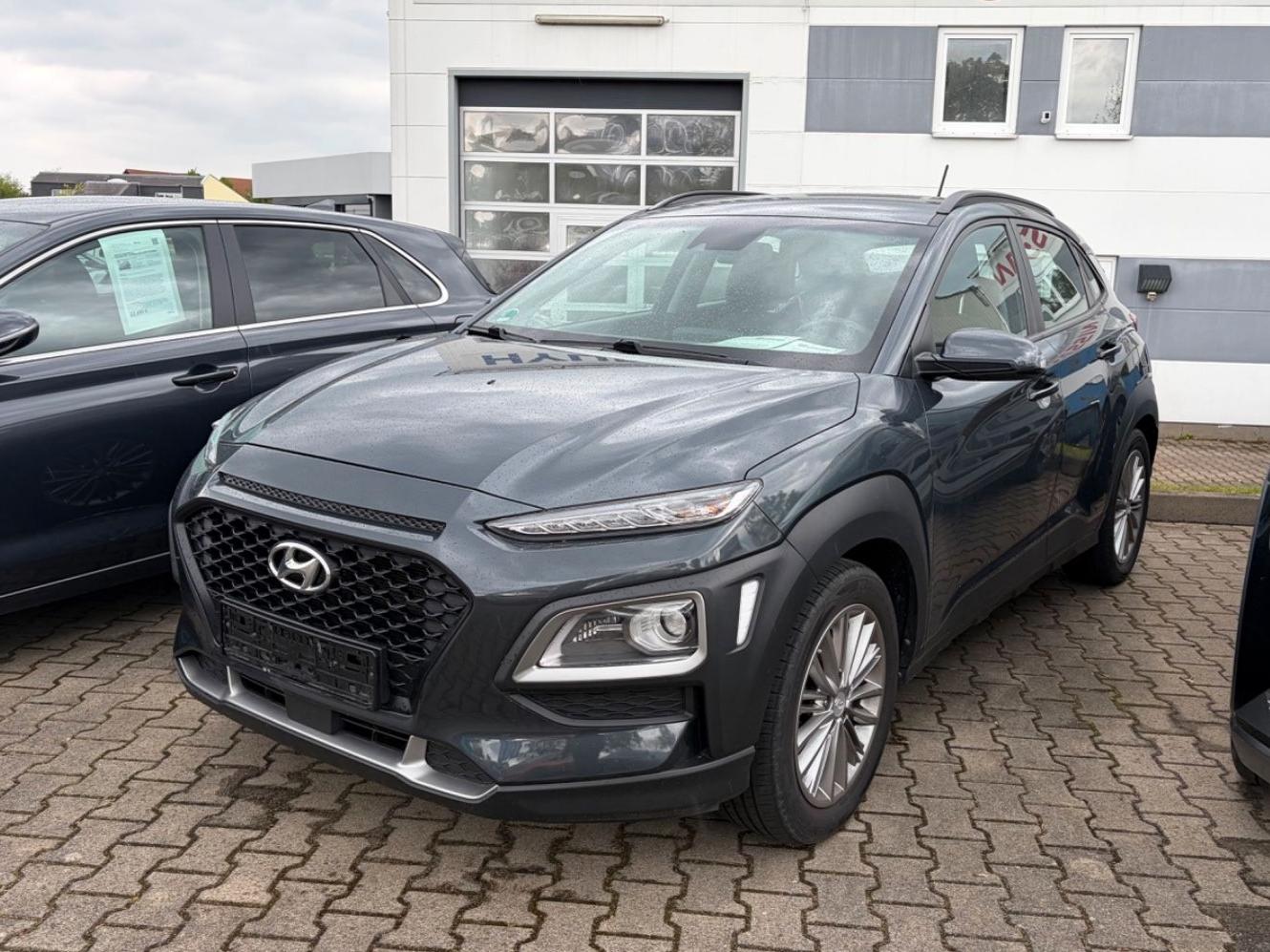 Hyundai Kona Trend SHZ Smart Navigation PDC Winterräder