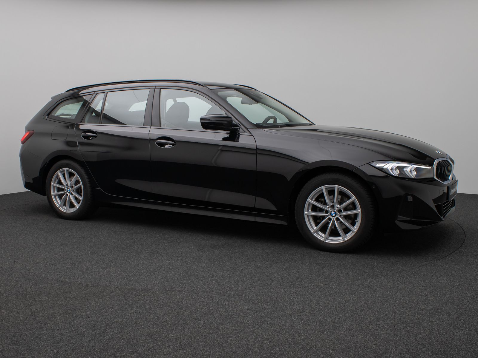 Fahrzeugabbildung BMW 318i Kamera DAB CockPit+ Alarm Geschwindigkeitsr