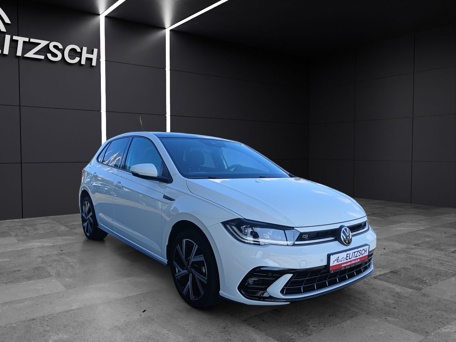 Fahrzeugabbildung Volkswagen Polo TSI R-Line Matrix Pano ACC PDC SH 17"