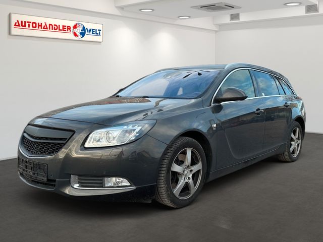 Opel Insignia Kombi 2.8 T Sport 4x4Automatik Xenon