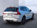 Volvo XC60 B5 (Benzin) R-Design 2WD Automatik Navi LED - Volvo aus 2022