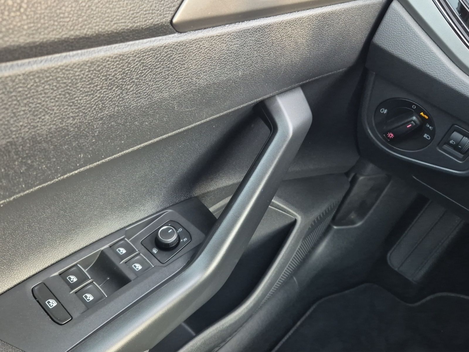 Fahrzeugabbildung Volkswagen Polo Comfortline