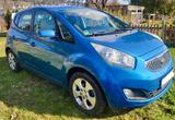 Kia Venga 1.6 FIFA World Cup Edition - HU bis 09/27 - blaue Kia Venga