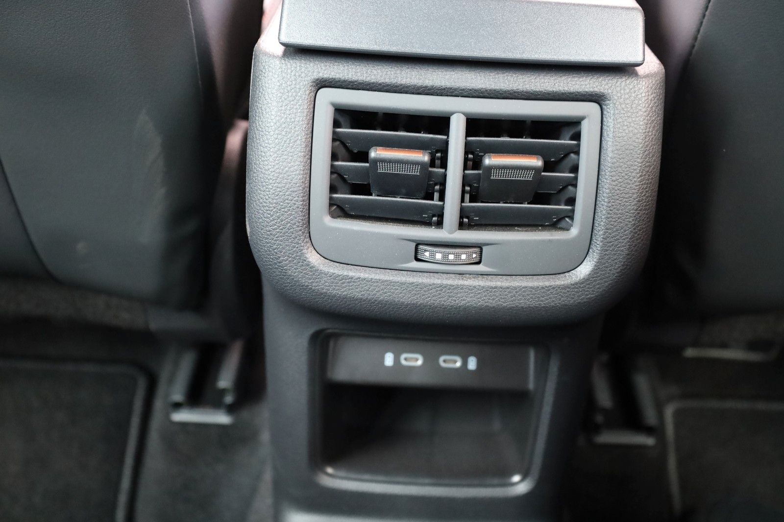 Fahrzeugabbildung CUPRA Ateca VZ 4Drive 2,0 TSI 7-Gang DSG*NAVI
