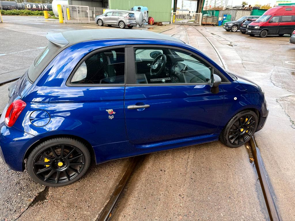 Abarth 595 Competizione
