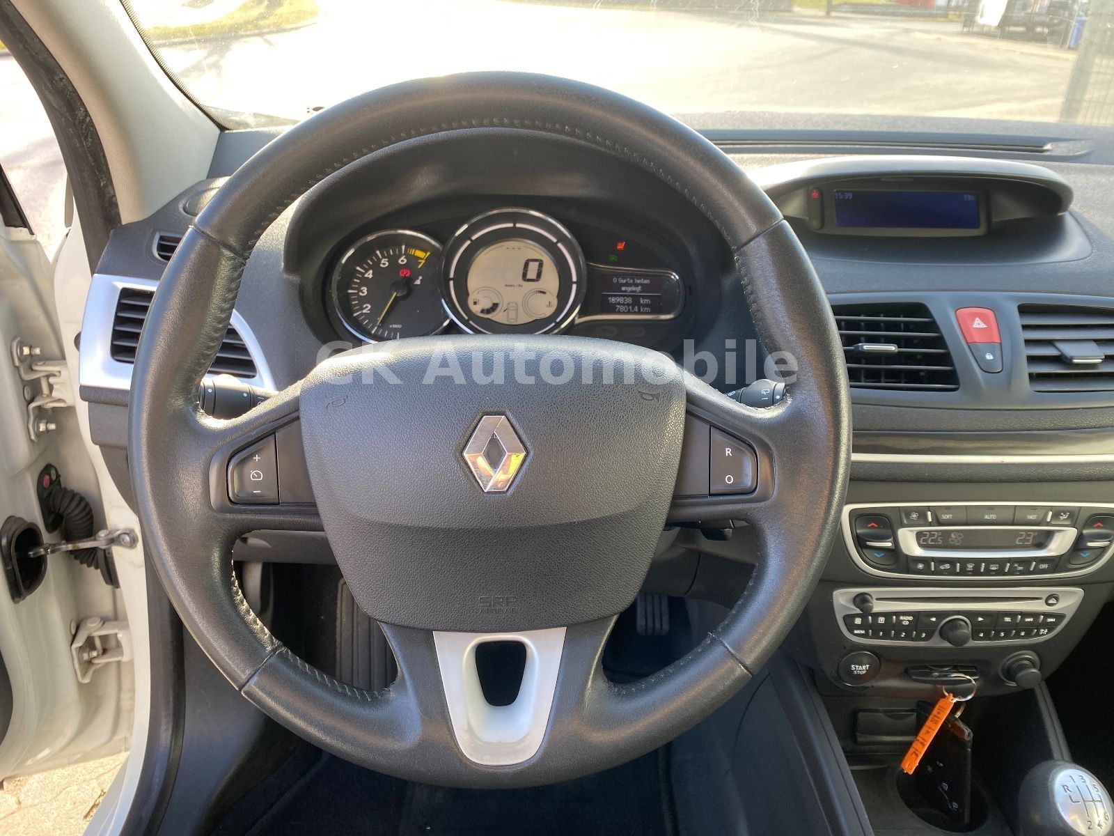 Fahrzeugabbildung Renault Megane III Coupe Luxe 2.0 Turbo/Bi-Xenon/PDC