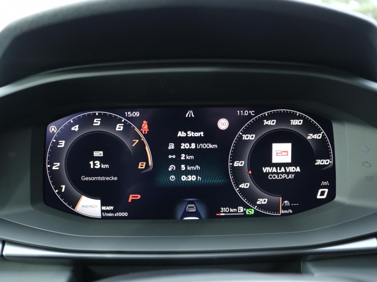 Fahrzeugabbildung CUPRA Terramar 1.5 eTSI PS DSG