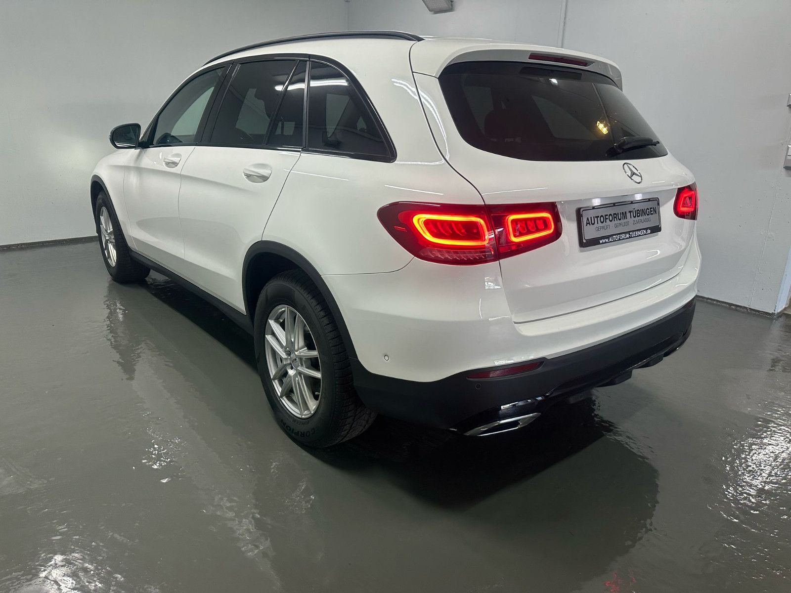 Fahrzeugabbildung Mercedes-Benz GLC 300 d 4MATIC Autom.*NIGHT*360*SPUR*IHC*LED