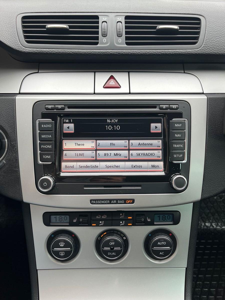 Volkswagen Passat 2009 — photo 15