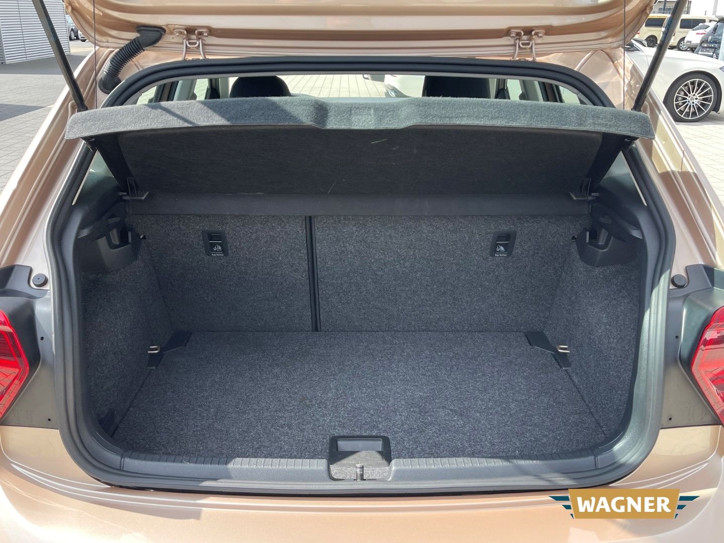 Fahrzeugabbildung Volkswagen Polo VI Comfortline 1.0 TSI Klimaanlage